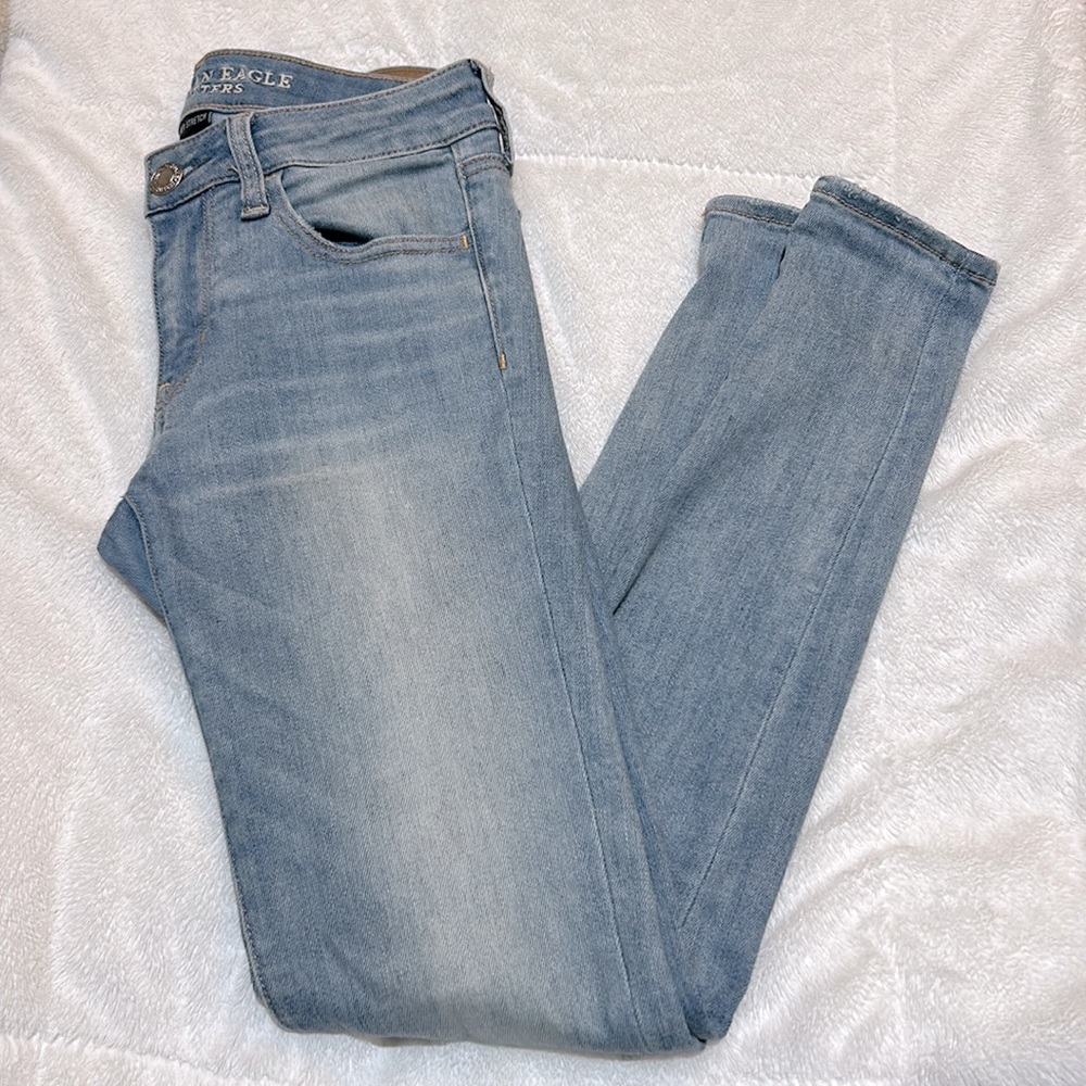 Light Wash American Eagle Super Super Stretch Jeggings
